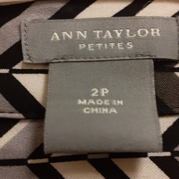 Button down blouse - Picture 3 of 4